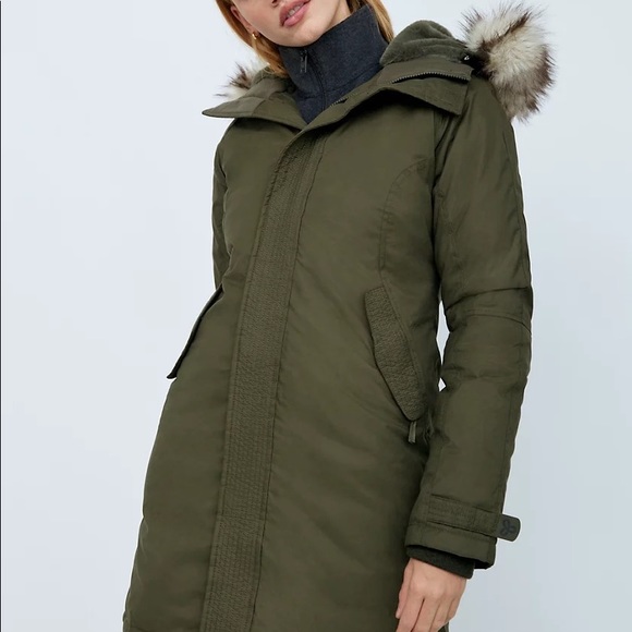 #NWT Aritzia Summit Parka - Picture 2 of 6